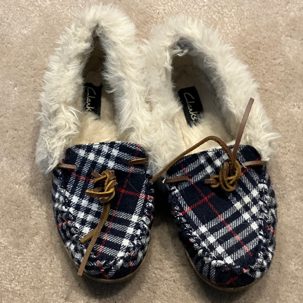 Clarks Blue and Red plaid Moccasins with Faux Fur
